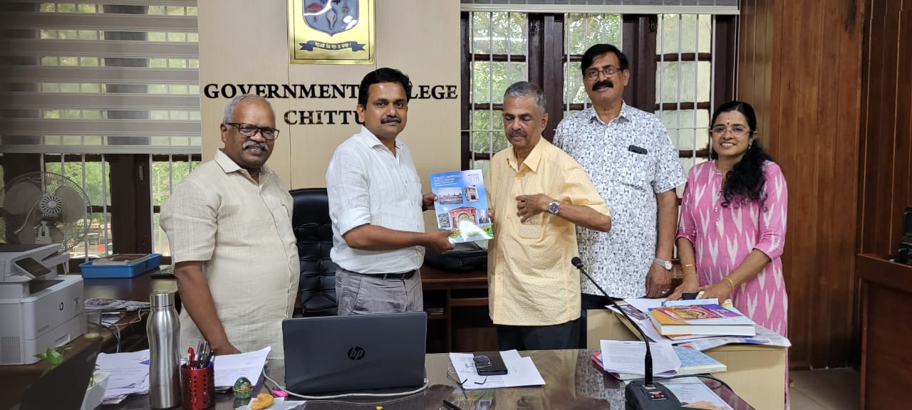 സുവനിർ പ്രകാശനം